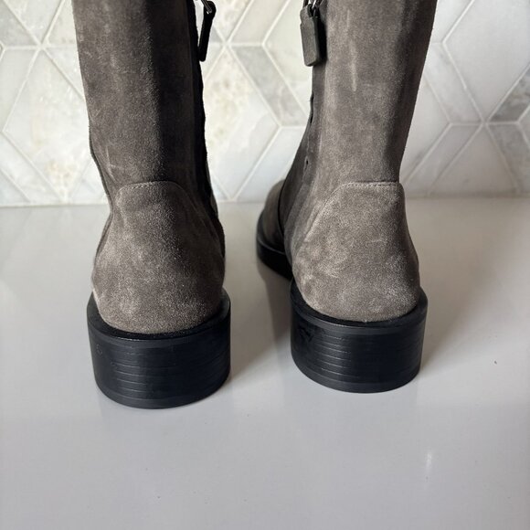 Stuart Weitzman Size 7.5B Light Gray Grey Suede Ankle Boot Zipper 5050 Bold Boot - Picture 6 of 9